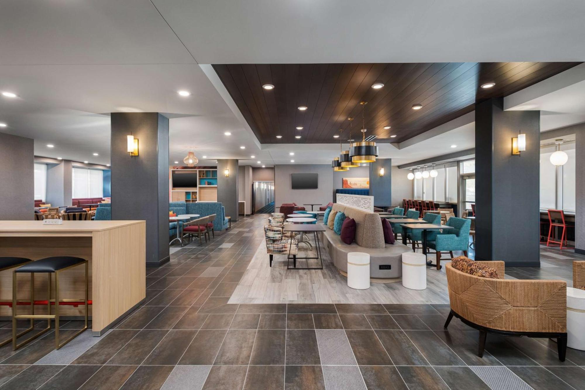 Tru By Hilton Phoenix Midtown Exterior foto